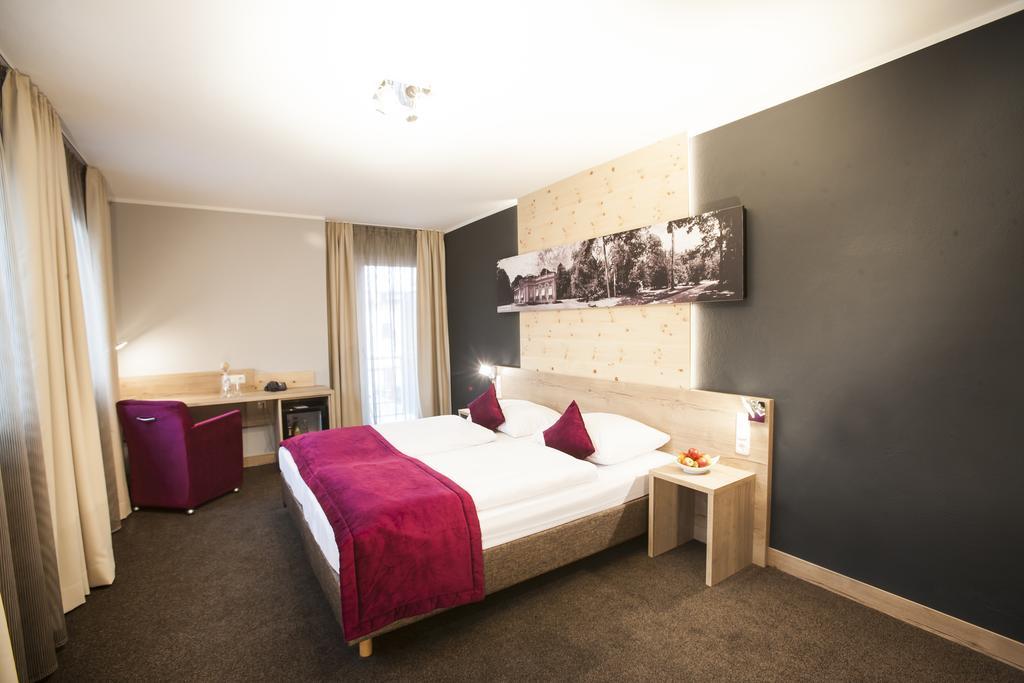 Amalienburg - Boutique & Boarding Hotel München Rum bild
