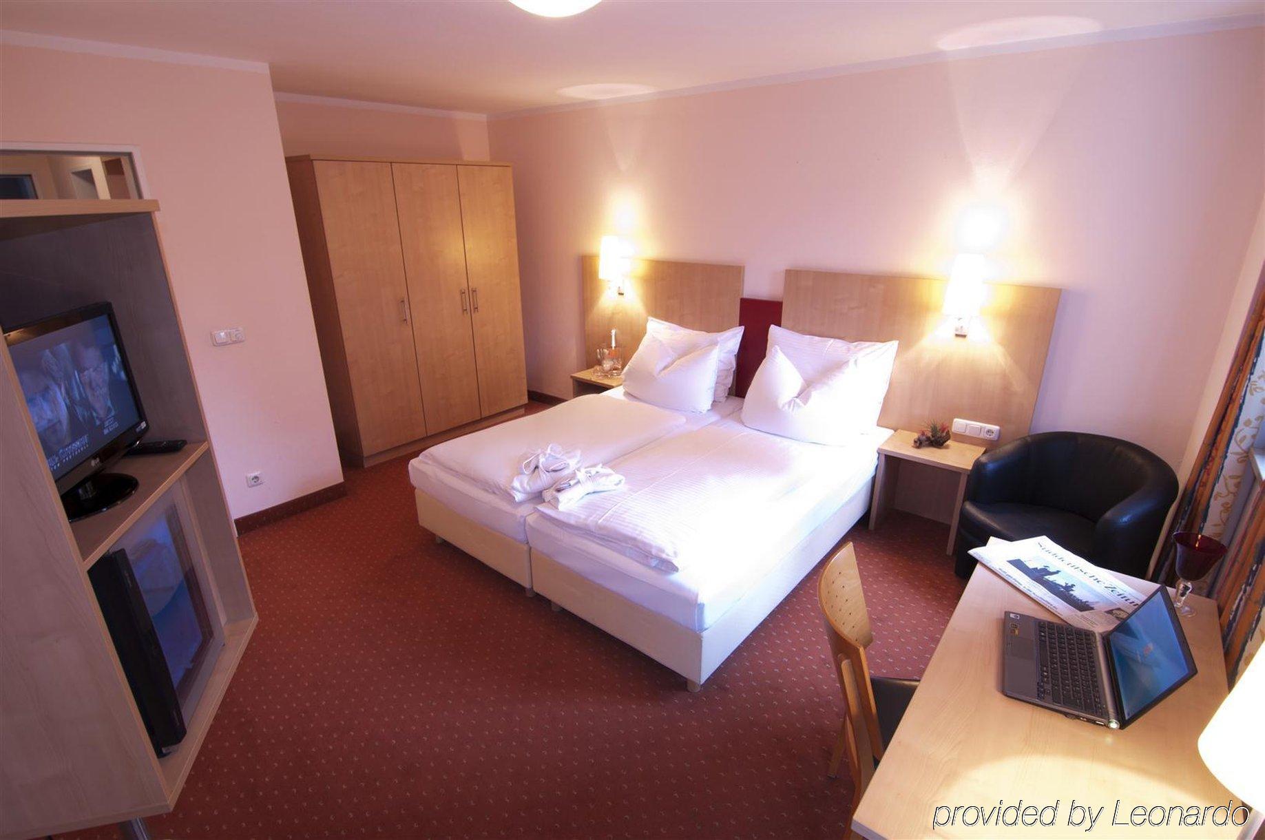 Amalienburg - Boutique & Boarding Hotel München Rum bild